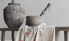 乡村风格装饰品套装长凳花瓶粘土器皿布艺等3d模型